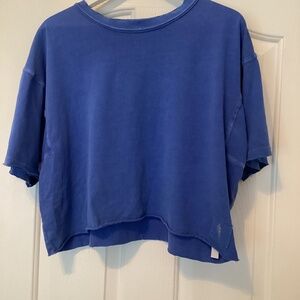 Cropped tee